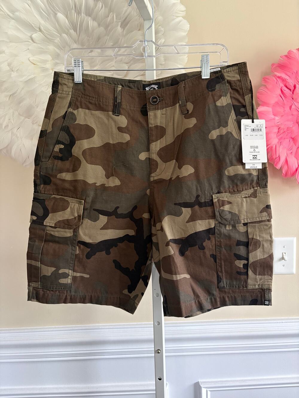 BILLABONG CAMO CARGO SHORTS SIZE 33 NWT